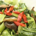 Stir-Fried Bok Choy with Sliced Shiitake 香菇炒小白菜