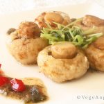 Crispy Button Mushrooms with Pea Sprouts 酥脆蘑菇粒