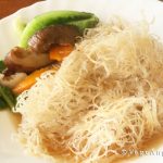 Fragrant and Crispy Rice Vermicelli in Shiitake Mushroom Gravy 纯素香底米粉